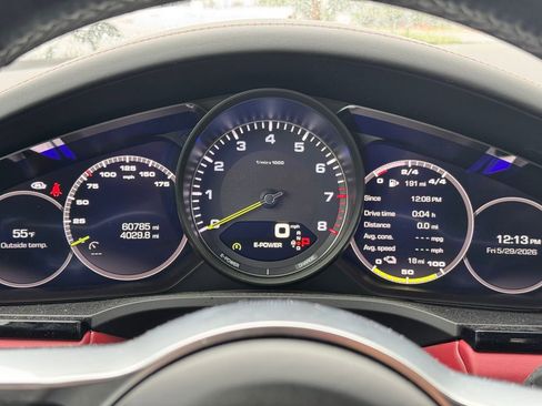 Used 2019 Porsche Cayenne E-Hybrid AWD/4WD image 6