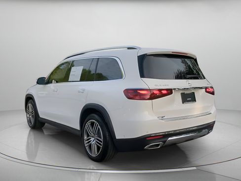Used 2026 Mercedes-Benz GLS 450 4MATIC image 21