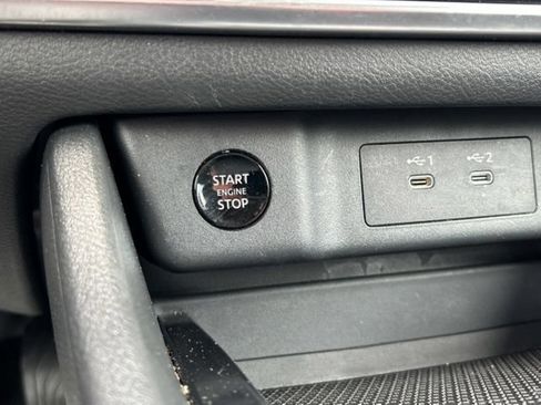Used 2025 Nissan Rogue S AWD/4WD image 95