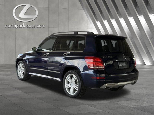 Used 2014 Mercedes-Benz GLK 250 BlueTEC 4MATIC image 2