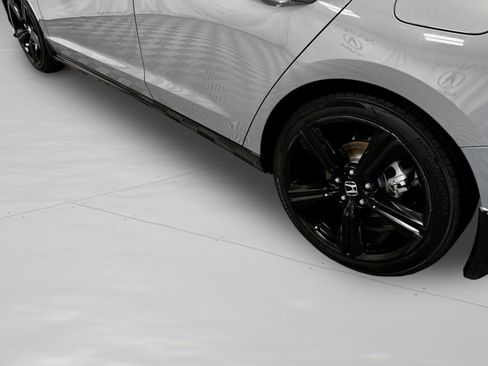 Used 2023 Honda Accord Sport image 43