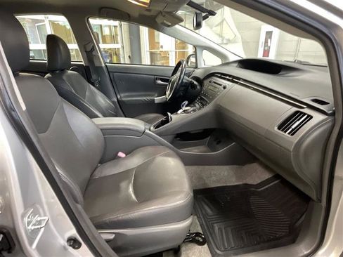Used 2011 Toyota Prius Four FWD image 19