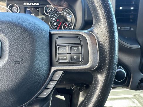 Used 2022 RAM 2500 Tradesman w/ Chrome Appearance Group image 23