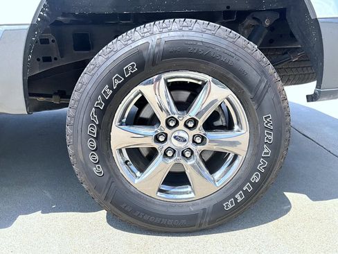 Used 2020 Ford F150 XLT w/ Equipment Group 302A Luxury AWD/4WD image 24