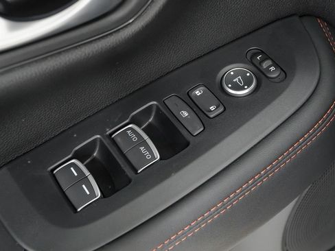 New 2026 Honda HR-V Sport image 17