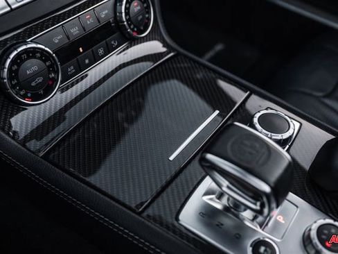 Used 2013 Mercedes-Benz SL 63 AMG image 22