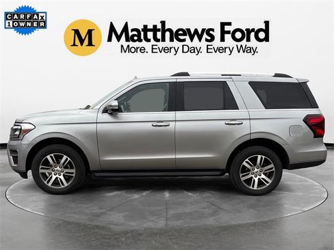Used 2024 Ford Expedition Limited image 2