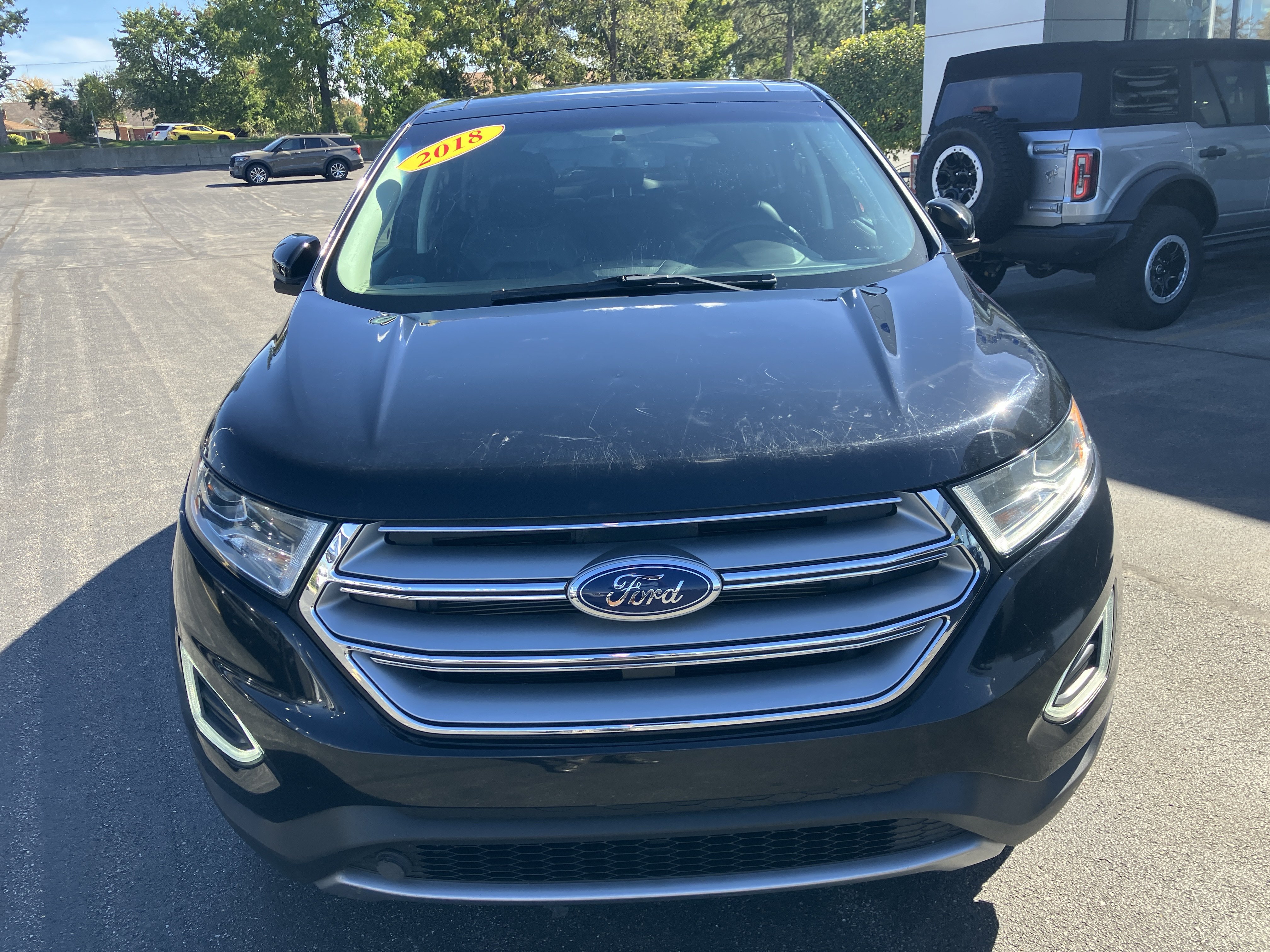 Used 2018 Ford Edge SEL w/ Canadian Touring Package AWD/4WD image 2