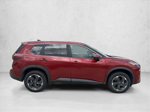 Used 2025 Nissan Rogue SV AWD/4WD image 4