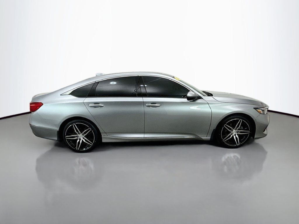 Used 2022 Honda Accord Touring image 8