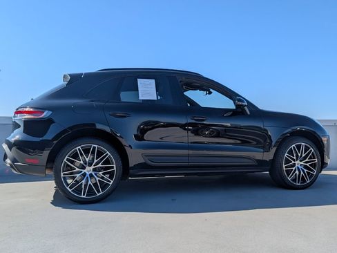Used 2023 Porsche Macan image 24