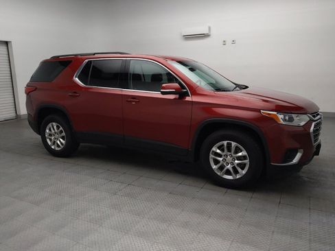 Used 2020 Chevrolet Traverse LT w/ LPO, Floor Liner Package AWD/4WD image 11