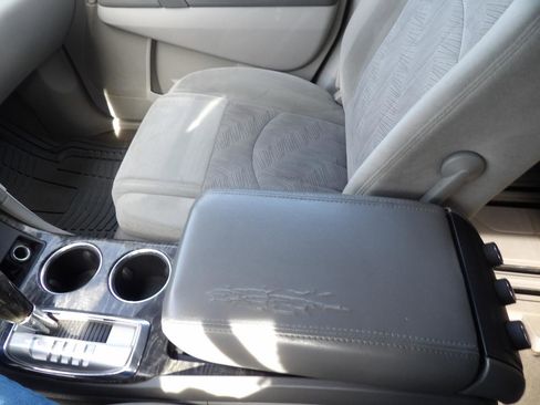 Used 2014 Buick Enclave Convenience image 19