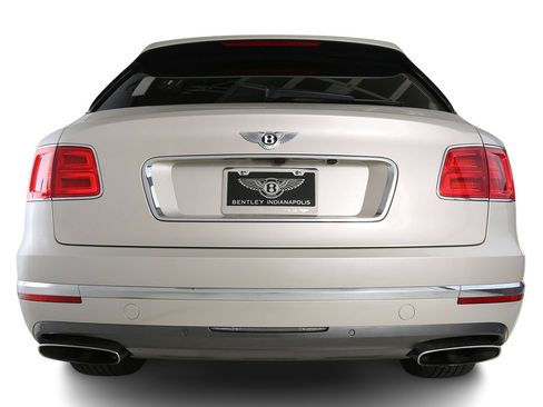 Used 2018 Bentley Bentayga AWD/4WD image 12