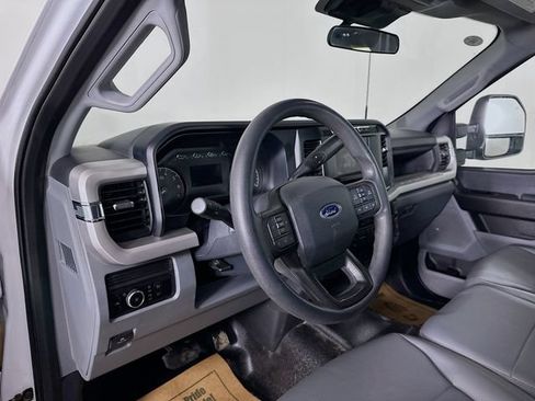 Used 2023 Ford F250 XL w/ FX4 Off-Road Package AWD/4WD image 11