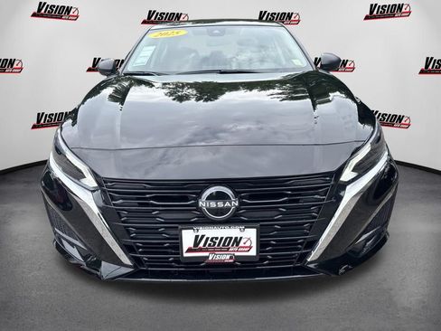 Used 2025 Nissan Altima 2.5 S FWD image 2