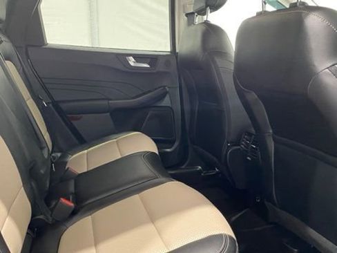 Used 2021 Ford Escape Titanium w/ Titanium Elite Package image 24