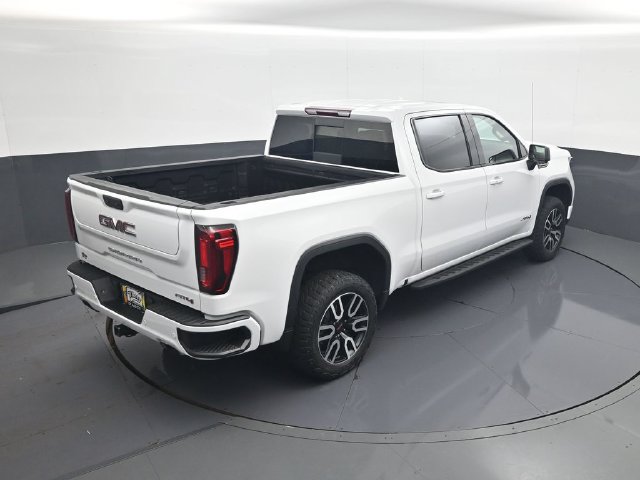 Used 2023 GMC Sierra 1500 AT4 w/ AT4 Premium Package AWD/4WD image 17
