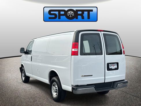 Used 2024 Chevrolet Express 2500 w/ Driver Convenience Package image 22