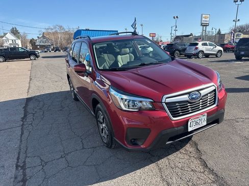 Used 2020 Subaru Forester Premium w/ Popular Package #1 image 4