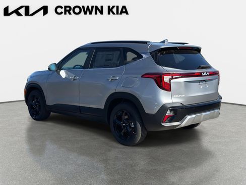 New 2026 Kia Seltos EX FWD image 7