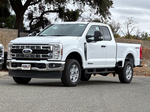 New 2026 Ford F250 XLT image 7