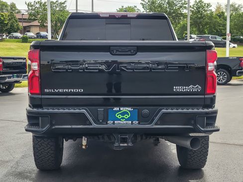 Certified 2020 Chevrolet Silverado 2500 High Country w/ Technology Package AWD/4WD image 5