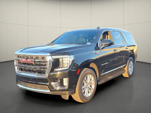 Used 2024 GMC Yukon SLT RWD image 4