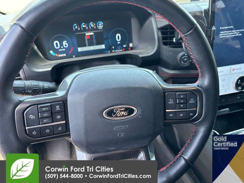 Used 2023 Ford Expedition Limited RWD image 14