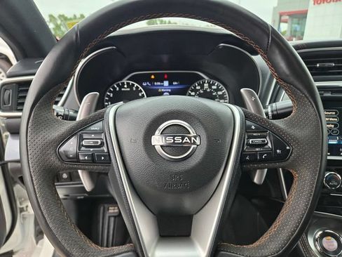 Used 2023 Nissan Maxima SR w/ Sport Mat Group FWD image 23