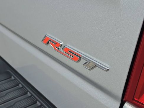 Used 2022 Chevrolet Silverado 1500 RST w/ Bed Protection Package RWD image 6