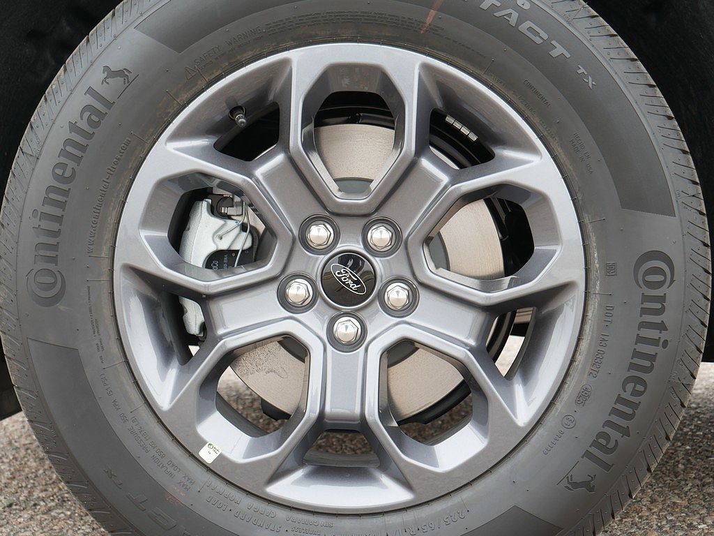New 2026 Ford Maverick XLT w/ XLT Luxury Package AWD/4WD image 39