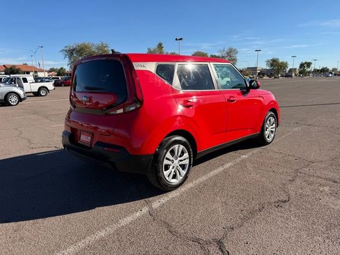 Used 2020 Kia Soul LX image 9