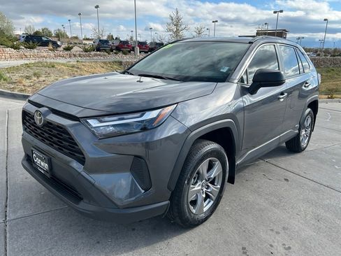 Used 2025 Toyota RAV4 LE AWD/4WD image 3