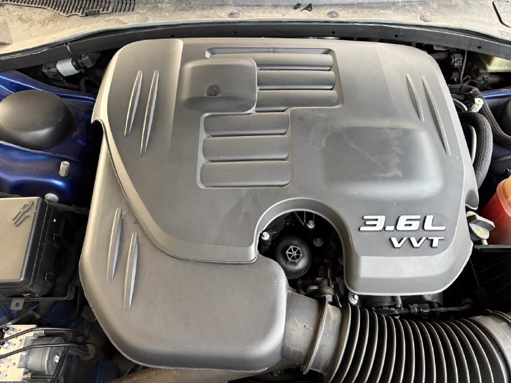 Used 2022 Dodge Charger SXT w/ Blacktop Package RWD image 30
