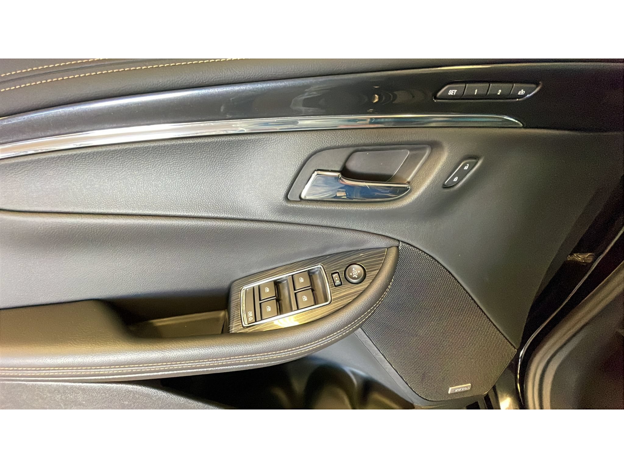 Used 2017 Chevrolet Impala Premier FWD image 10