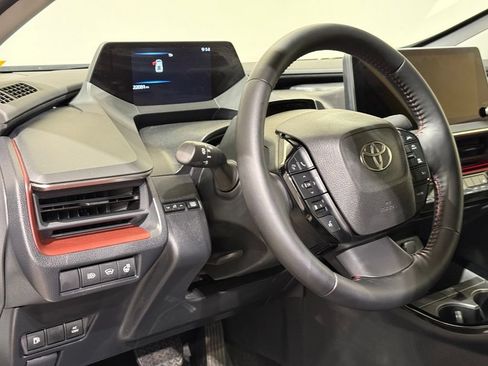 Certified 2024 Toyota Prius Prime FWD image 17