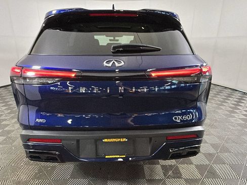 Used 2023 INFINITI QX60 Pure AWD/4WD image 3