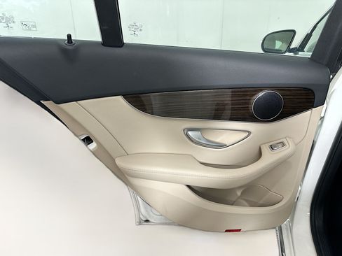 Used 2018 Mercedes-Benz C 300 Sedan image 27