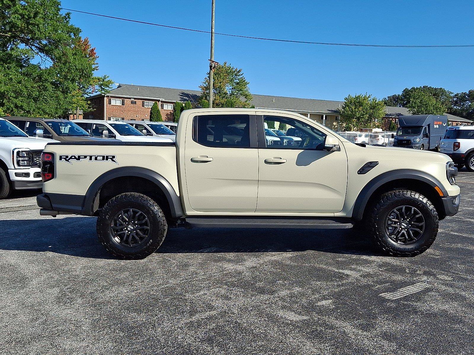 Certified 2025 Ford Ranger Raptor AWD/4WD image 8