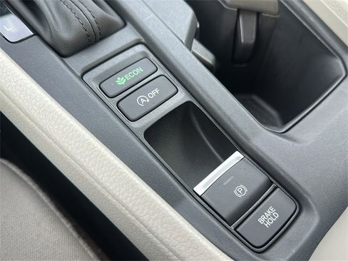 Certified 2025 Honda Accord LX image 38