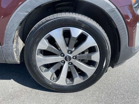 Used 2020 Kia Telluride S FWD image 7