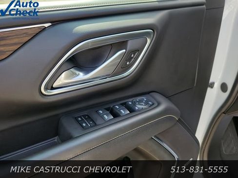 Used 2024 Chevrolet Tahoe Premier AWD/4WD image 18