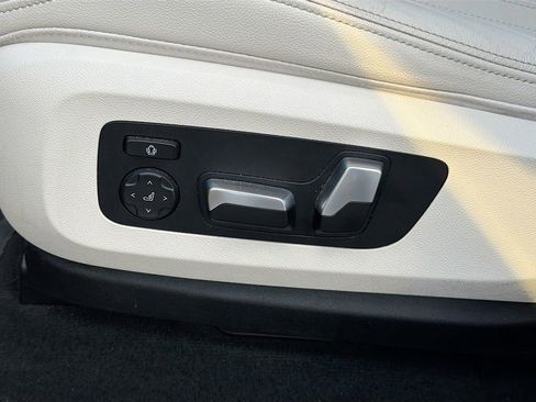 Used 2020 BMW X5 xDrive40i w/ Convenience Package image 25