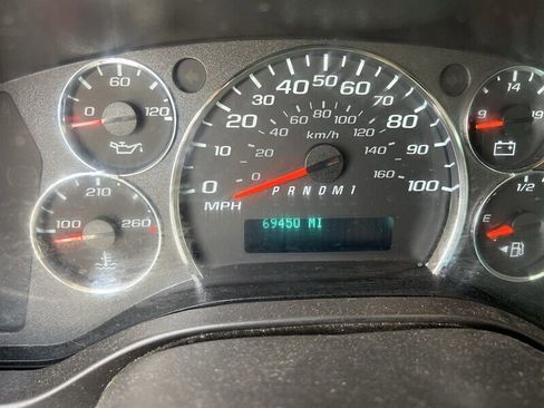 Used 2021 Chevrolet Express 2500 Extended w/ Driver Convenience Package RWD image 6