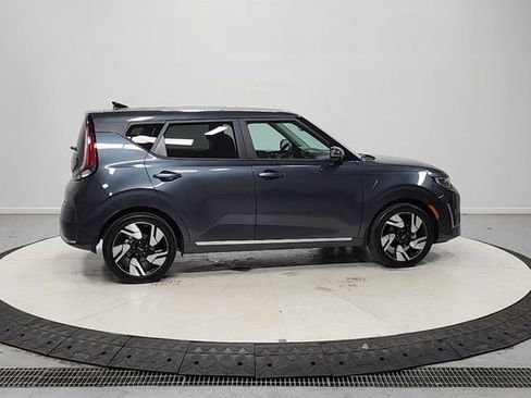 Used 2025 Kia Soul GT-Line w/ GT-Line Technology Package FWD image 9