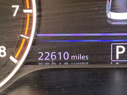 Used 2025 Nissan Altima 2.5 SV image 9