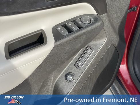 Used 2019 Chevrolet Equinox Premier image 7