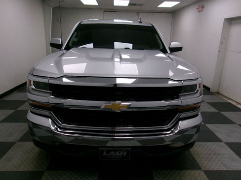 Used 2017 Chevrolet Silverado 1500 LT w/ Trailering Package AWD/4WD image 13