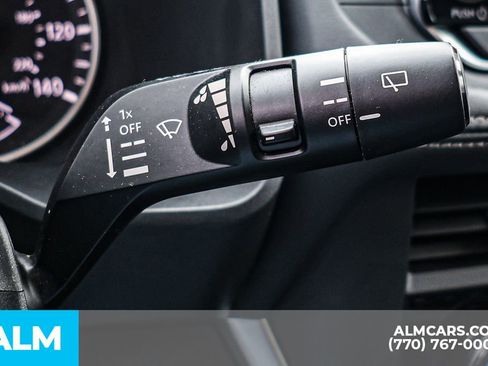 Used 2024 Nissan Rogue SV image 35